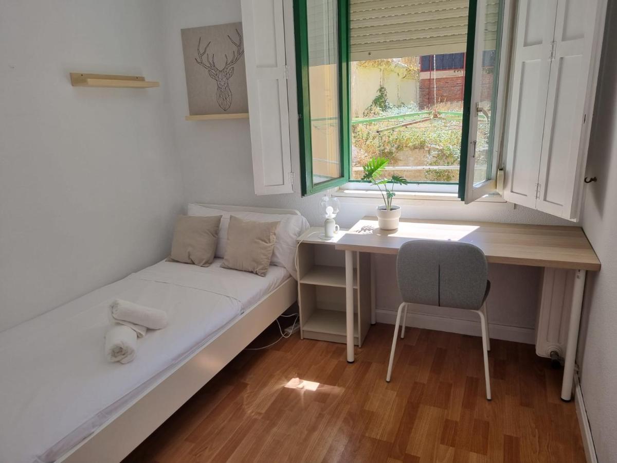 Un Rincon Con Vistas Al Parque Wifi Junto A Catedral By Apartamentos Logroño Exteriér fotografie